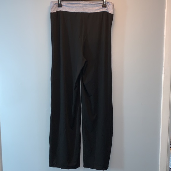 Cute Wide Leg Lounge/Sweat Pants XL Never been Worn Black with Gray Waist band - Picture 3 of 5